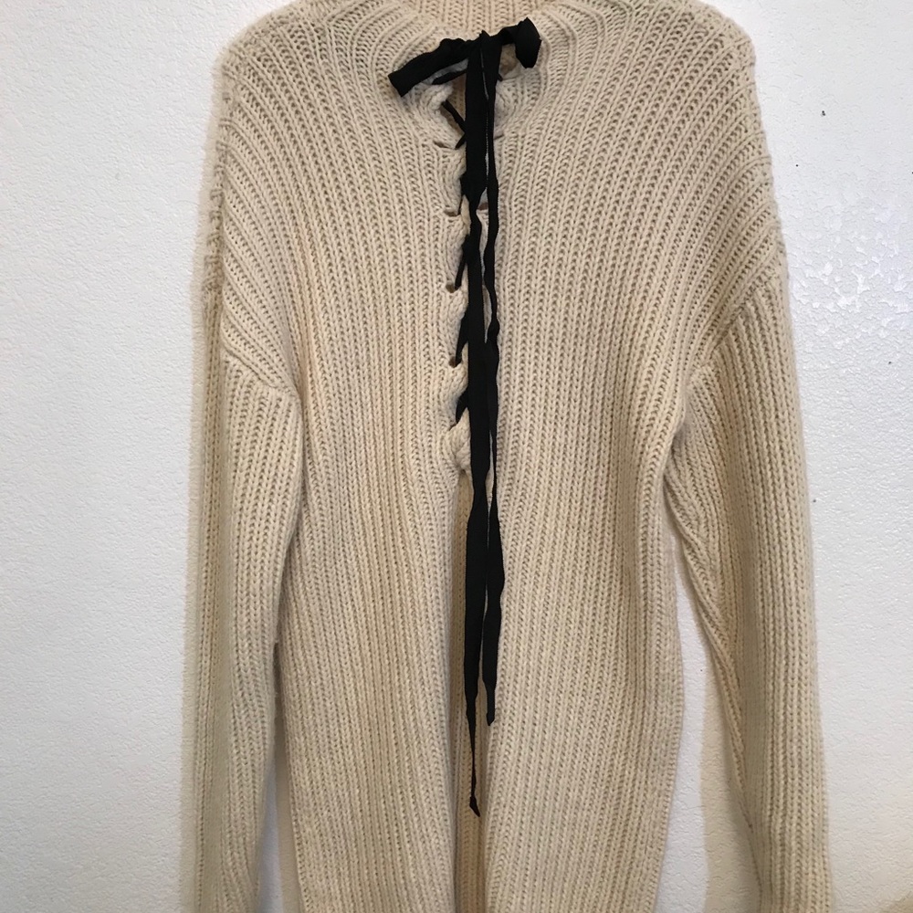 Kendall and Kylie knitted dress .